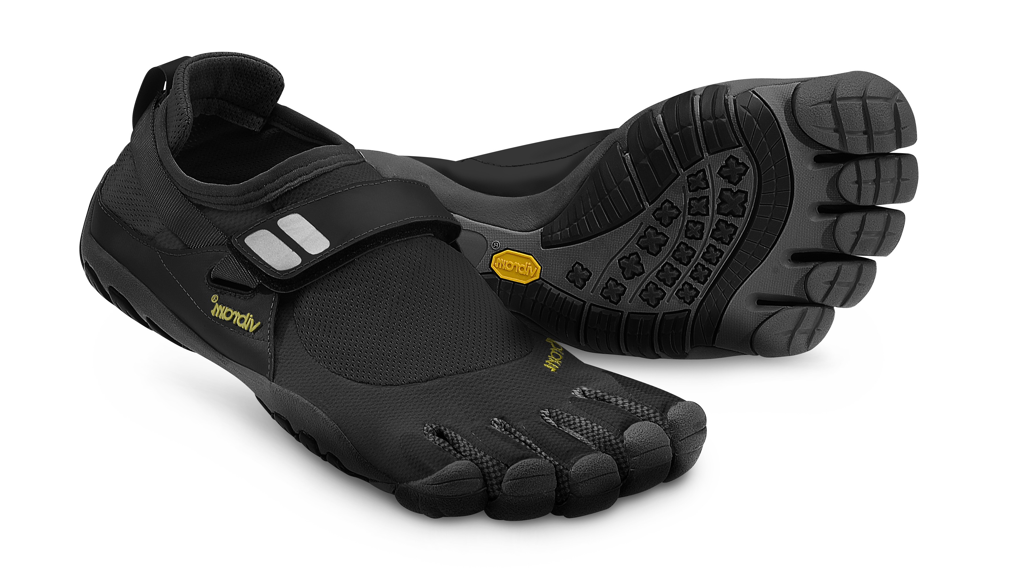 Andrew Welch | Running in Vibram Fivefinger Treksport - Long Term Review